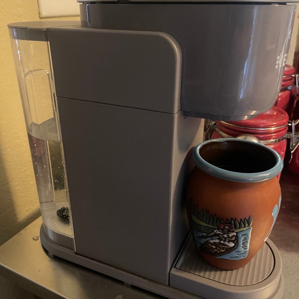 Keurig Machine - Picture 4 of 5